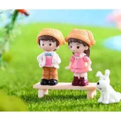 Mô hình cặp đôi đội mũ len dễ thương - trang trí tiểu cảnh,bàn học,taplo ô tô kích thước 5,1 *3 cm