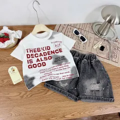 Bộ Quần Áo Bé Trai In Chữ Cá Tính – Áo Thun Trắng Phối Quần Short Jean Xám Thời Trang Cho Bé