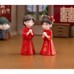 Mô hình cặp đôi tân lang tân nương phong cách cổ trang Trung Hoa deco ấn tượng bằng nhựa cao cấp kích thước 6.2*3 cm