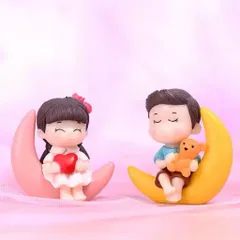 Mô hình cặp đôi ngồi trăng lưỡi liềm mini dễ thương – Trang trí tiểu cảnh, quà tặng,trang trí taplo