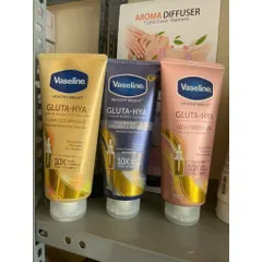 Serum Vaseline Gluta-Hya Dưỡng Da Sáng Mịn Sau 5 Ngày dung tích 330ML