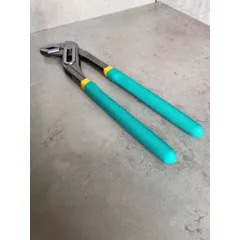 Kìm mỏ quạ đa năng 10