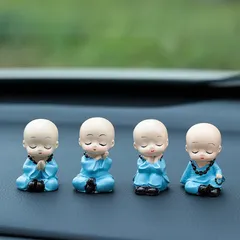 Tượng Chú Tiểu Thiền Ý Ngồi Gốc Cây – Trang Trí Ô Tô, Để Bàn, Nhà Cửa, Resin Chibi