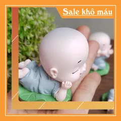 Bộ 04 chú tiểu áo lam ngồi lá sen kèm chậu cây trang trí