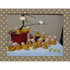 Bộ tượng chú tiểu an nhiên 15 dáng kèm đế tam cấp size 8 cm