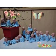 Bộ tượng chú tiểu an nhiên 15 dáng kèm đế tam cấp size 8 cm