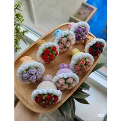 Móc khóa bó hoa hồng len, móc khóa bó hoa hồng mini treo balo, làm quà tặng