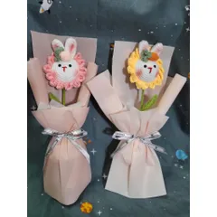 Bó hoa đầu thú len dùng làm quà tặng