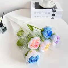 Bó hoa hồng len 1 bông dùng làm quà tặng