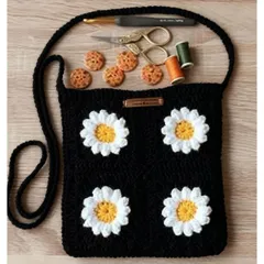 Túi len handmade đeo chéo họa tiết hoa cúc
