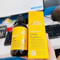 Siro Harker Herbals Children's Chest Soothe DAY |150 mL| Giảm ho khan/ngứa rát họng - Long đờm ban ngày & dễ thở hơn cho trẻ 6 tháng - 12 tuổi [S/P Chuẩn NZ]