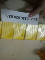 1 cây bông rửa mặt 20 gói