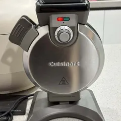 MÁY LÀM BÁNH WAFFLE CUISINART WAF-V100KR