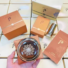 SET PHẤN NƯỚC WHOO HOA HIÊN TÁI SINH DA