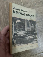 Binh đoàn Hương Giang (sách cũ)