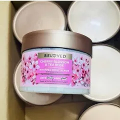 Beloved Cherry Blossom & Tea Rose Body Scrub (Tẩy tế bào chết toàn thân hương hoa anh đào và trà hồng Beloved) 283gr 807095