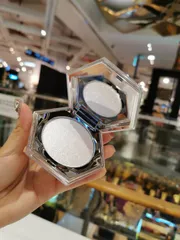 Phấn Bắt Sáng HER LOVE Diamond 807684