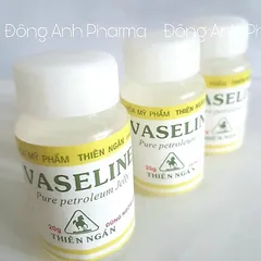 VASELINE THIÊN NGÂN (Chai 20g) Giúp làm giảm nứt nẻ môi, khô môi vì thời tiết lạnh, hanh khô, làm dịu vết bỏng nhẹ.