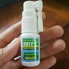 Chai xịt vệ sinh Ráy Tai RAY-C (Chai 10ml) giúp làm mềm ráy tai, giúp khỏe tai hết ngứa tai.