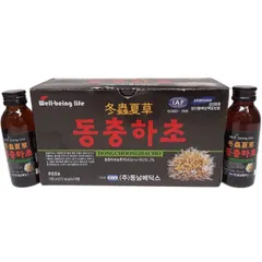 Nước uống Đông Trùng Hạ Thảo Well-being life (Hộp 10 Chai x 100ml) giúp bồi bổ sức khỏe và tăng cường đề kháng.