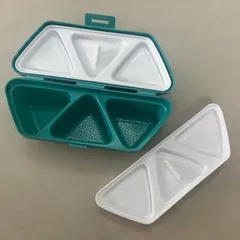 Khuôn cơm nắm tam giác, Khuôn 6 ô (6,5cm) - Bộ khuôn ép cơm Onigiri, làm sushi bento kiểu Nhật tiện lợi 813820