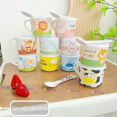 Set cốc có nắp kèm thìa sợi tre hình thú dễ thương cho bé