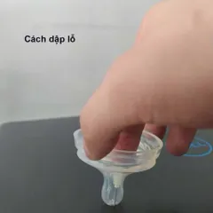 Đục lỗ núm ti bình sữa cho bé, dùng cho mọi loại núm ti, giúp sữa chảy nhanh hơn