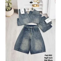 Quần Jean đùi - Quần Ngố chất Jean / Denim wash rách dài 55cm thêu chữ cách điệu, chất chơi phong cách hàn quốc KY25
