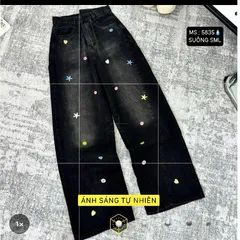 Quần jean dài - Quần jean/denim ống suông dài 103cm màu đen cá tính phối wash khói thêu họa tiết ngôi sao nổi bật JMD23