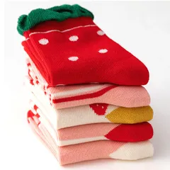Set 5 đôi tất trẻ em thoáng khí lụa lạnh họa tiết quả dâu dành cho bé gái 2-8 Tuổi