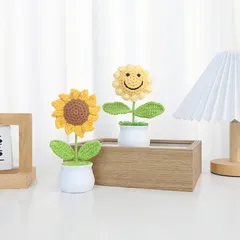 Chậu hoa hướng dương len trang trí bàn làm việc, làm quà tặng
