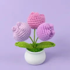 Chậu hoa len tulip 3 bông trang trí bàn làm việc, làm quà tặng