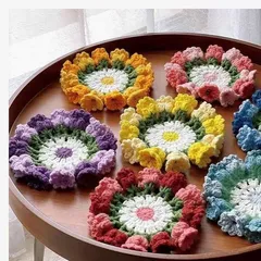 Lót ly hoa chuông len, giỏ hoa chuông len làm quà tặng, trang trí bàn làm việc