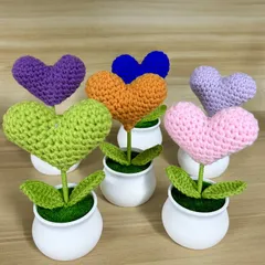 Chậu hoa trái tim len trang trí bàn làm việc, làm quà tặng