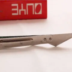 DỤNG CỤ CẠO – NHỔ LÔNG 2 TRONG 1 BẰNG INOX