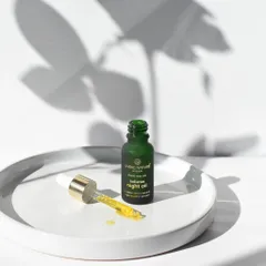 [Hỏa tốc] Tinh chất dưỡng sáng da, giảm thâm sạm Living Nature Radiance Night Oil 18ml