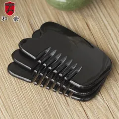 Lược nhựa đen chải massage đầu thư giãn tại nhà, giá rẻ sẵn số lượng lớn