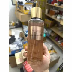 ( XẢ KHO Trầy bao bì không ảnh hưởng chất lượng ) body mist mùi BARE VANILLA - AMBER ROMANCE