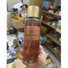( XẢ KHO Trầy bao bì không ảnh hưởng chất lượng ) body mist mùi BARE VANILLA - AMBER ROMANCE