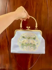 (NEW) - TRUNG HOA Cốp đi tiệc quai kiềng đựng vừa điện thoại