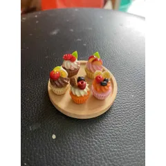 bánh cupcakes mini bằng đất sét