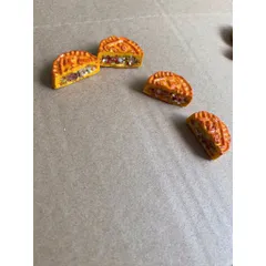 bánh trung thu thập cẩm cắt đôi 2,5cm