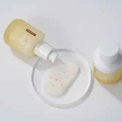 ￼WHISIS So, Derma Care Vegan Ampuole Serum 2in1 Làm Trắng, Chống Lão Hóa Thuần Chay 45 ml (P136444)
