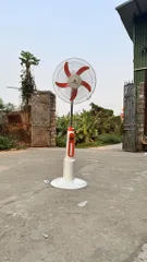 Quạt cây tích điện EASY POWER EP-8816 , Sạc điện thoại, đèn chiếu sáng , có remote (HỘP XẤU) (P8581)
