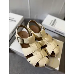 Sandal nữ quai đan khoá cài sau gót đế bệt – dép sandal nữ thời trang Hàn Quốc ( QCCC )