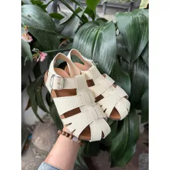 Sandal nữ quai đan khoá cài sau gót đế bệt – dép sandal nữ thời trang Hàn Quốc ( QCCC )