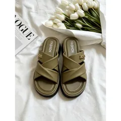 Dép bánh mì nữ quai chéo đính đá chữ LOVE, đế xuồng 5cm tôn dáng, chất liệu cao su mềm êm chân #depthoitrang
