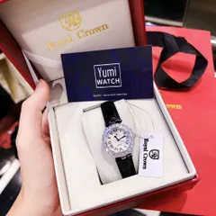 [ Yumi Store ] Đồng Hồ Nữ ROCROWN Dây Da Mặt Tròn Đá Pha Lê Siêu Sang. Thời Trang