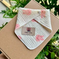 Khăn yếm tam giác xô Muslin organic 4 lớp siêu mềm mại thấm hút của nhà CindyKids