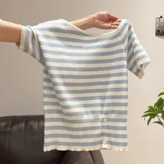 Áo len dệt kim kẻ xanh phối trắng trễ vai đính cúc bo hông basic